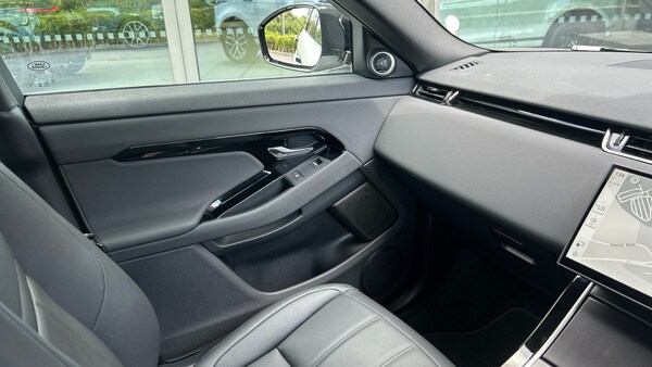 Used Land Rover Range Rover Evoque 2025 for sale - 75649651: Photo 20