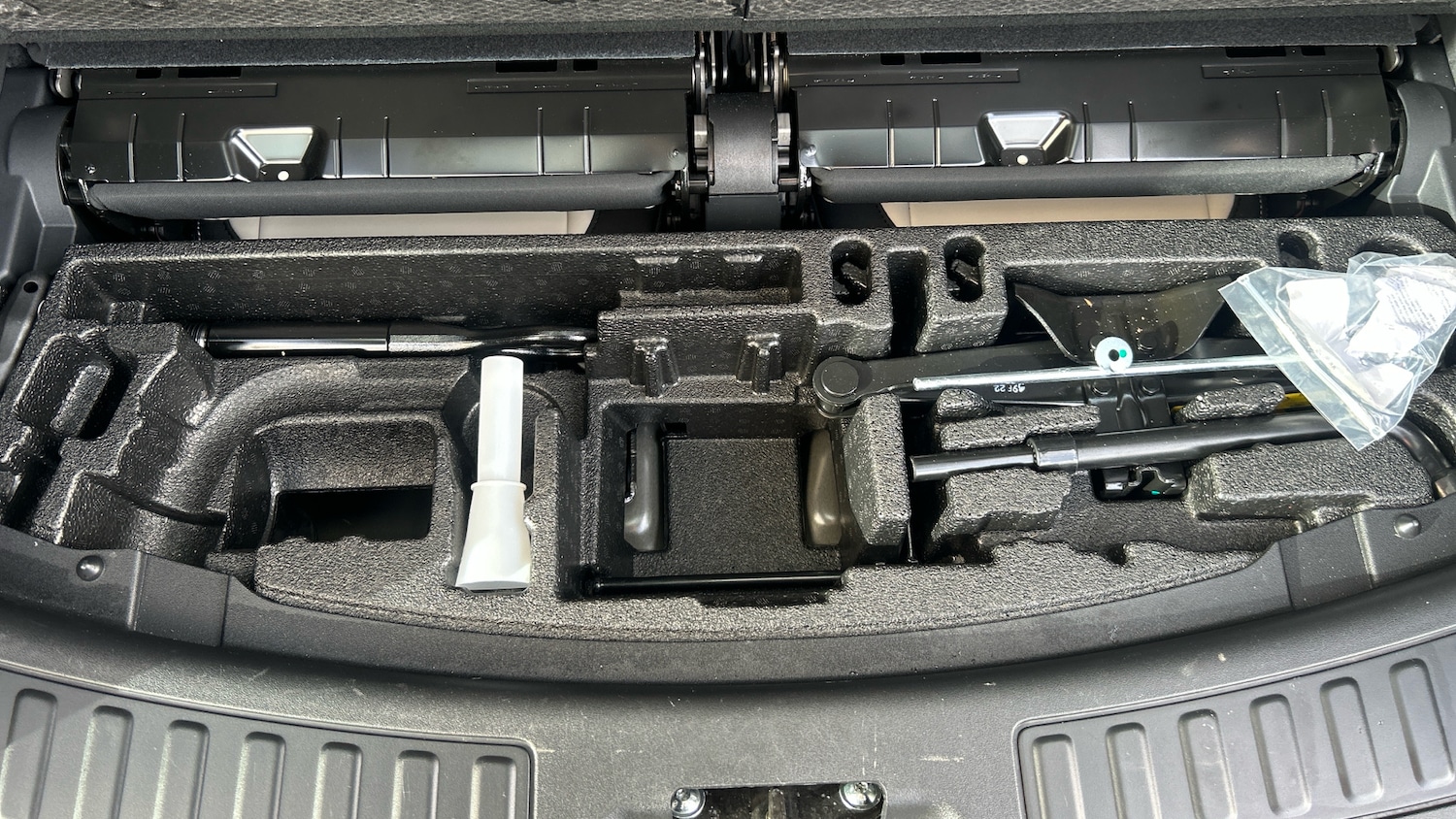 Used Land Rover Discovery Sport 2024 for sale - 77351108: Photo 31