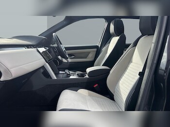 Used Land Rover Discovery Sport 2024 for sale - 77351108: Photo