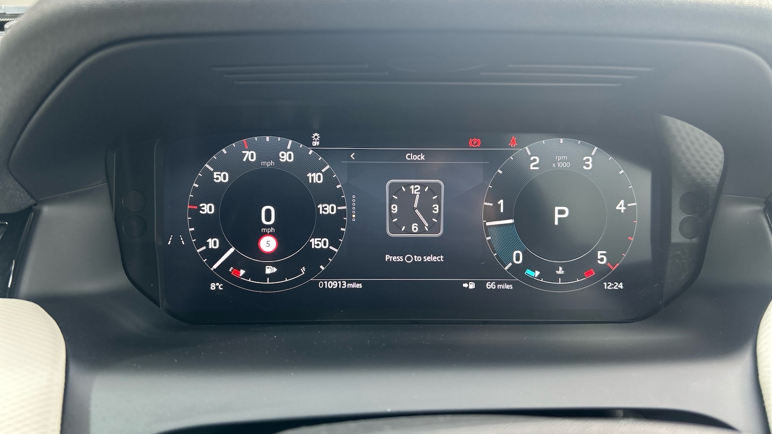 Used Land Rover Discovery Sport 2024 for sale - 77351108: Photo 55