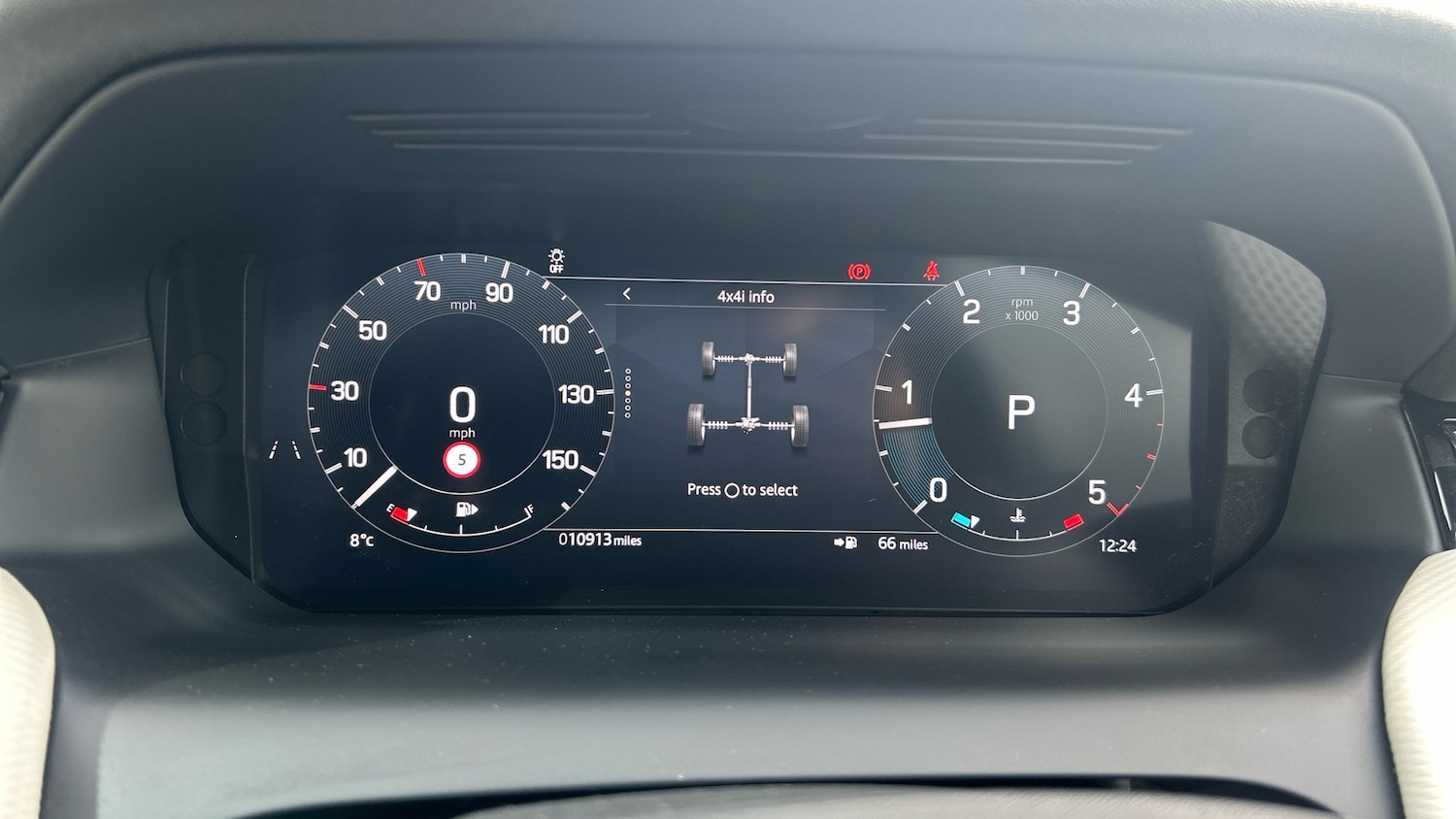 Used Land Rover Discovery Sport 2024 for sale - 77351108: Photo 57