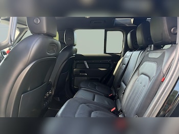Used Land Rover Defender 2021 for sale - 78858554: Photo