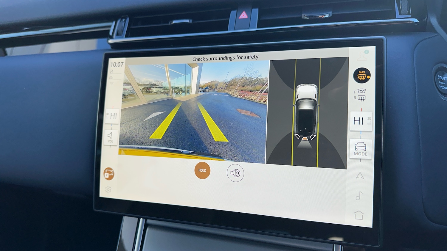 Used Land Rover Range Rover Velar 2025 for sale - 76895210: Photo 12