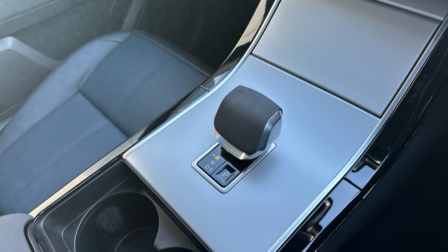 Used Land Rover Range Rover Velar 2025 for sale - 76895210: Photo 13