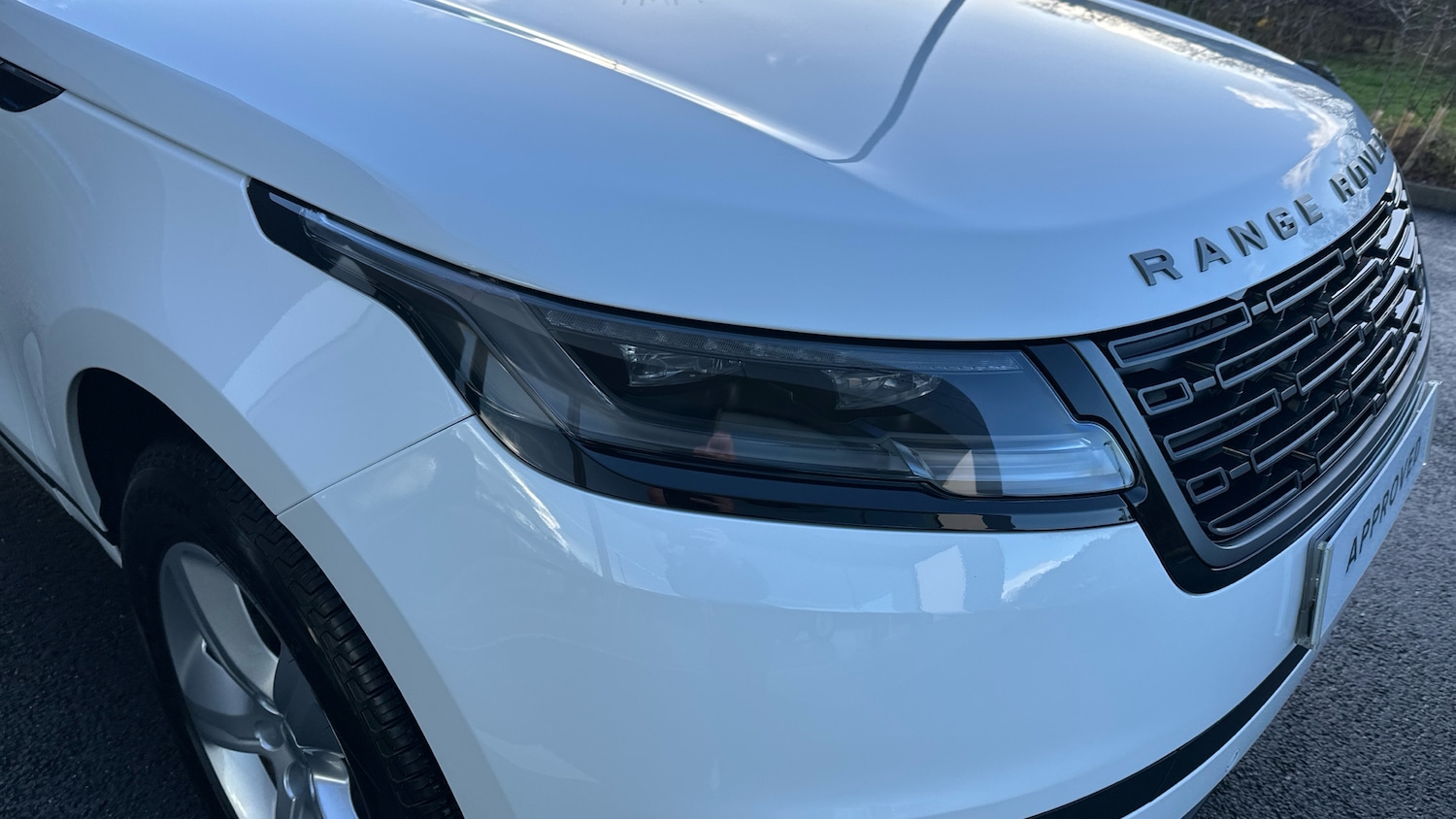 Used Land Rover Range Rover Velar 2025 for sale - 76895210: Photo 17