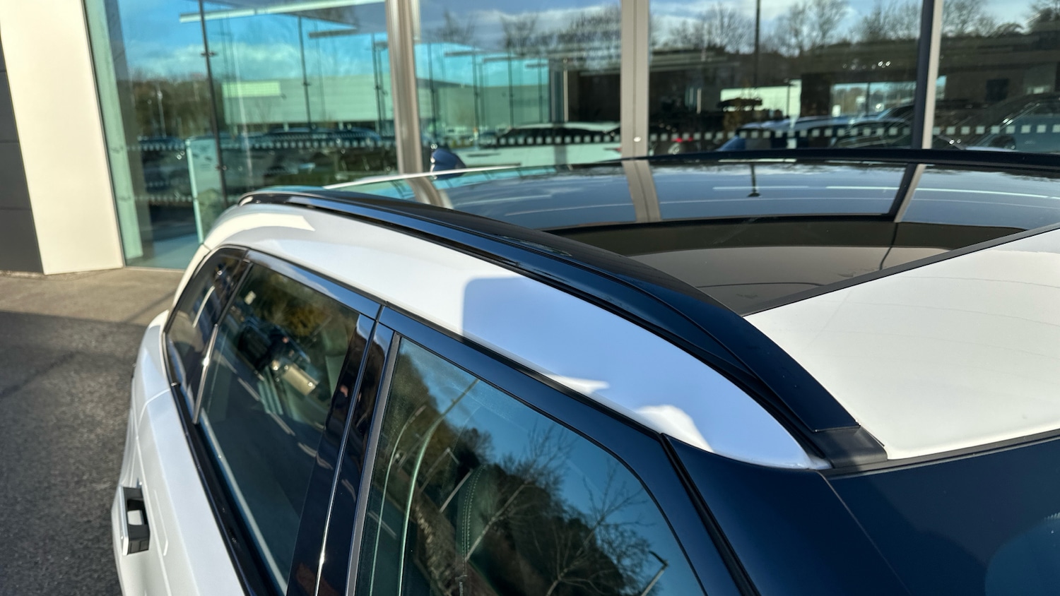 Used Land Rover Range Rover Velar 2025 for sale - 76895210: Photo 23