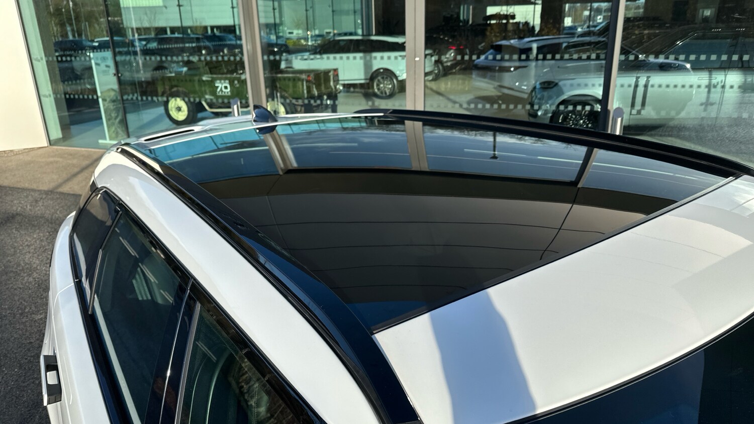 Used Land Rover Range Rover Velar 2025 for sale - 76895210: Photo 24