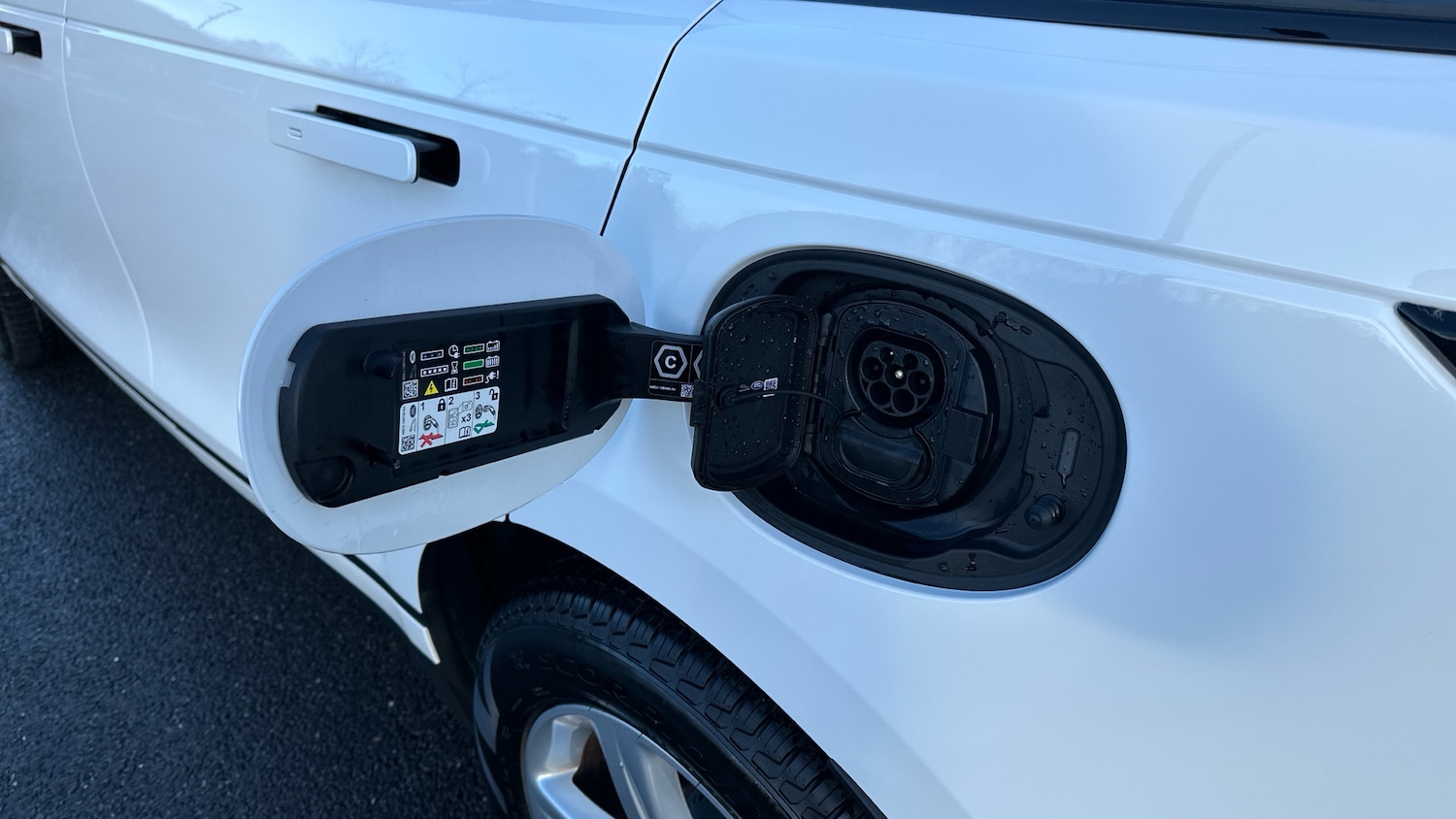 Used Land Rover Range Rover Velar 2025 for sale - 76895210: Photo 40