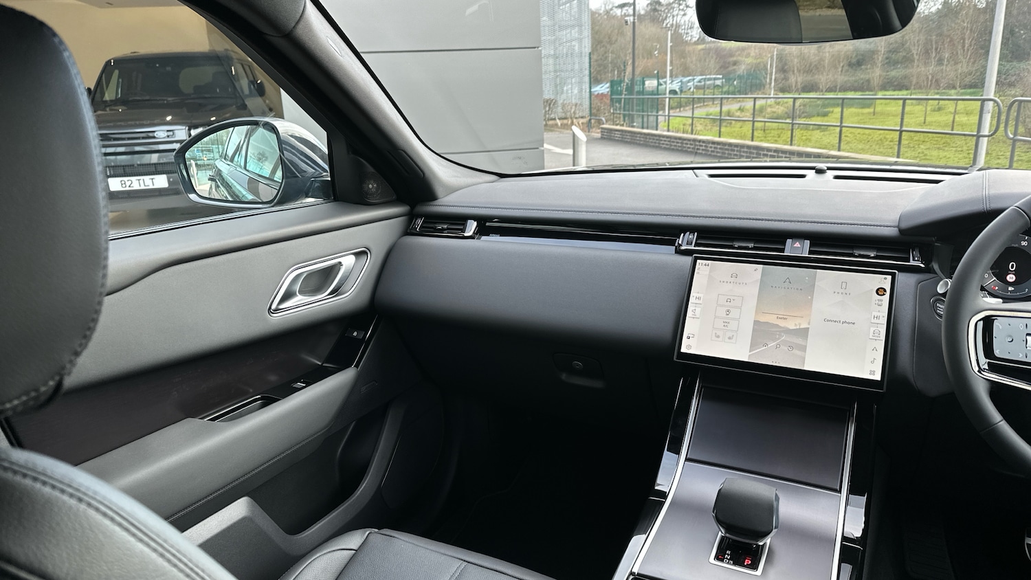 Used Land Rover Range Rover Velar 2025 for sale - 78152911: Photo 21