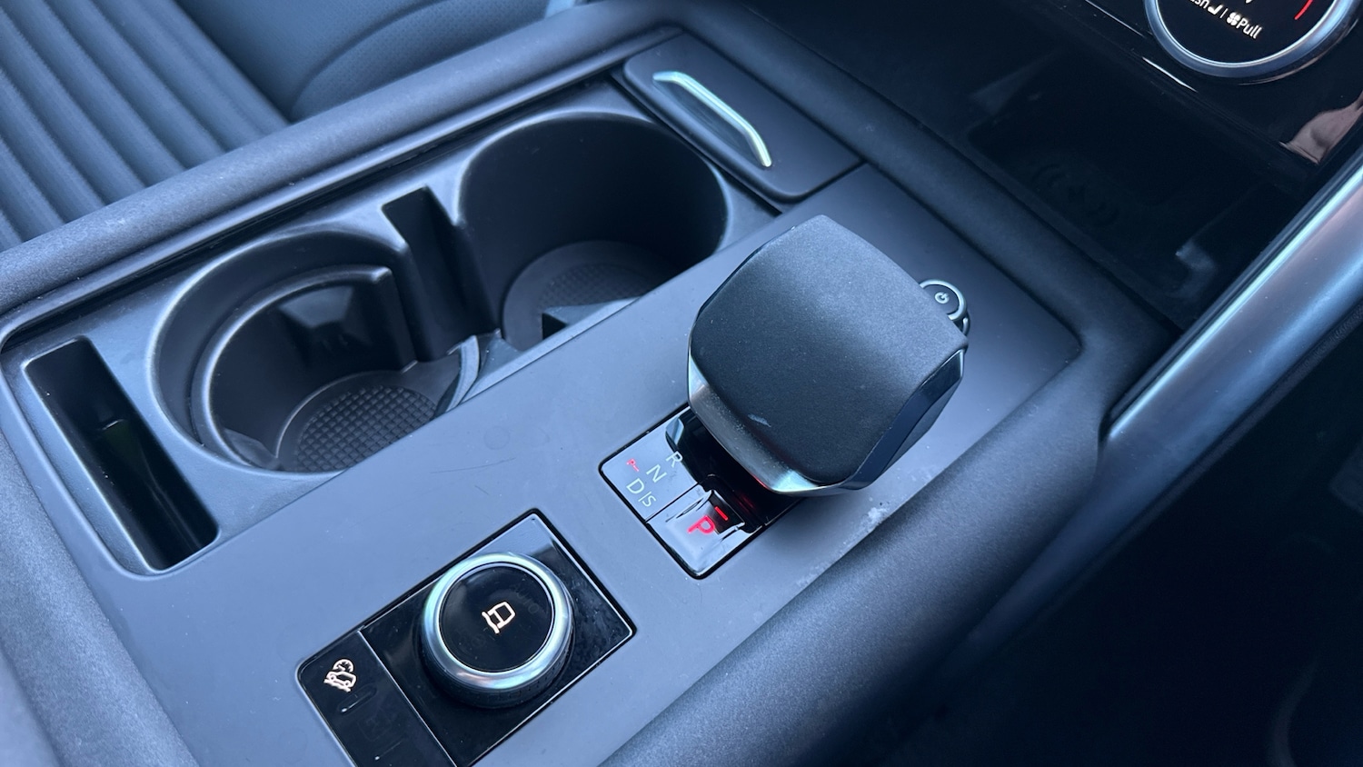 Used Land Rover Discovery 2024 for sale - 77607425: Photo 13