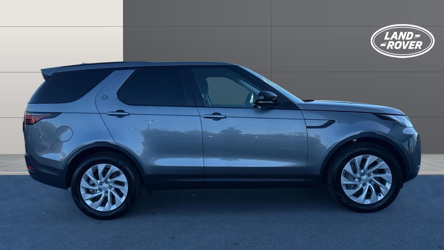 Used Land Rover Discovery 2024 for sale - 77607425: Photo 5