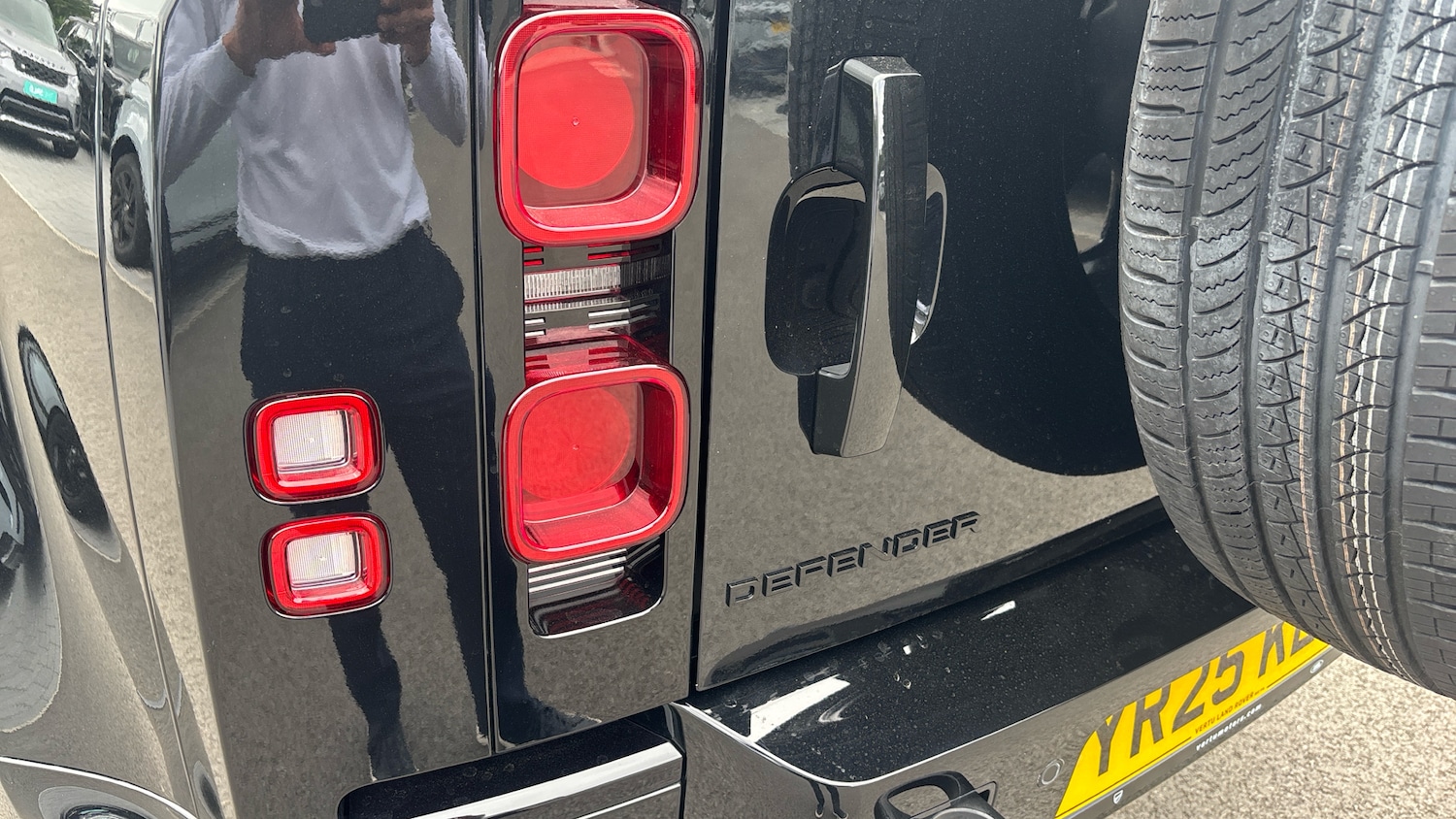 Used Land Rover Defender 2025 for sale - 76505510: Photo 46