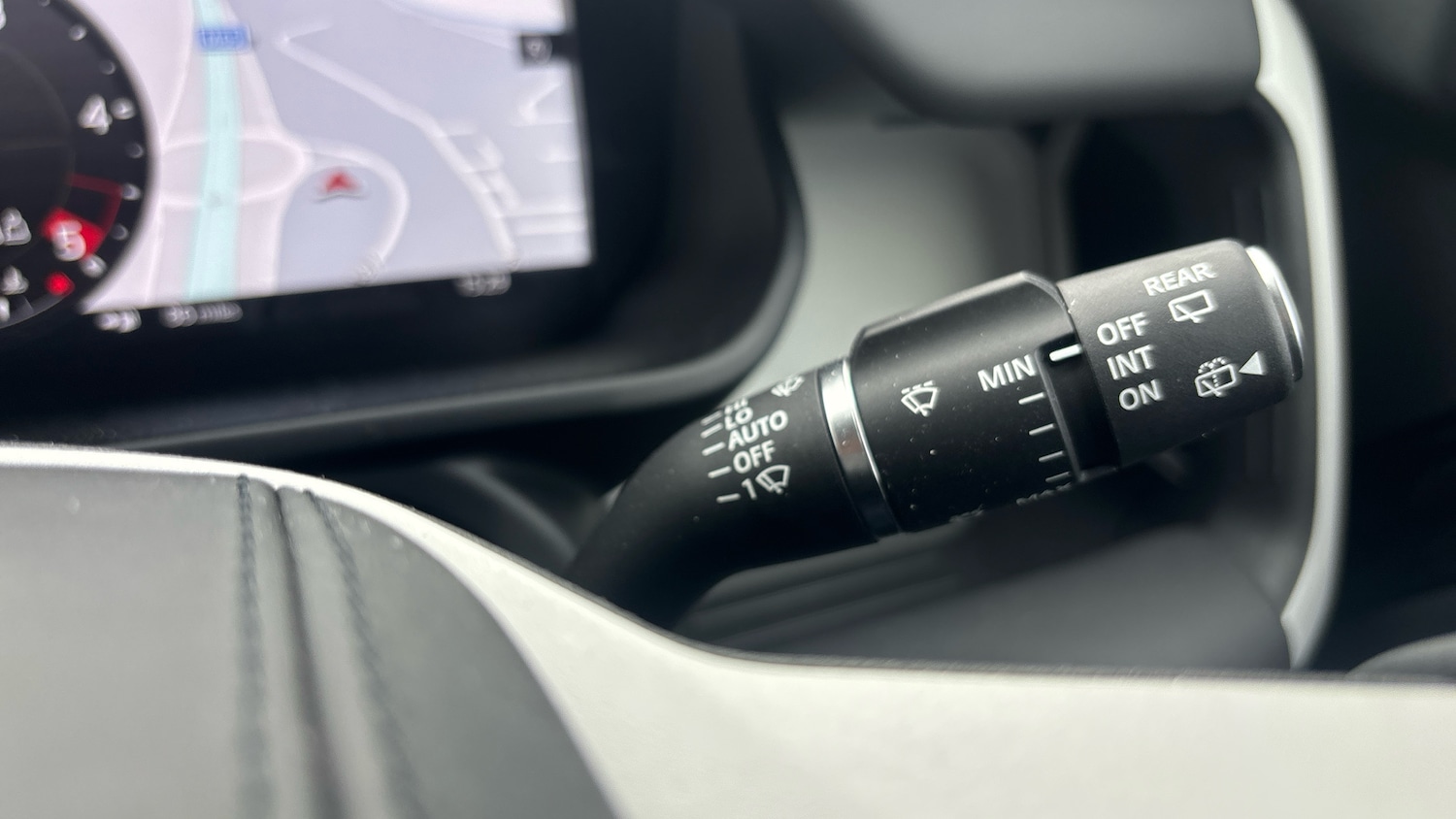 Used Land Rover Defender 2025 for sale - 76505510: Photo 54