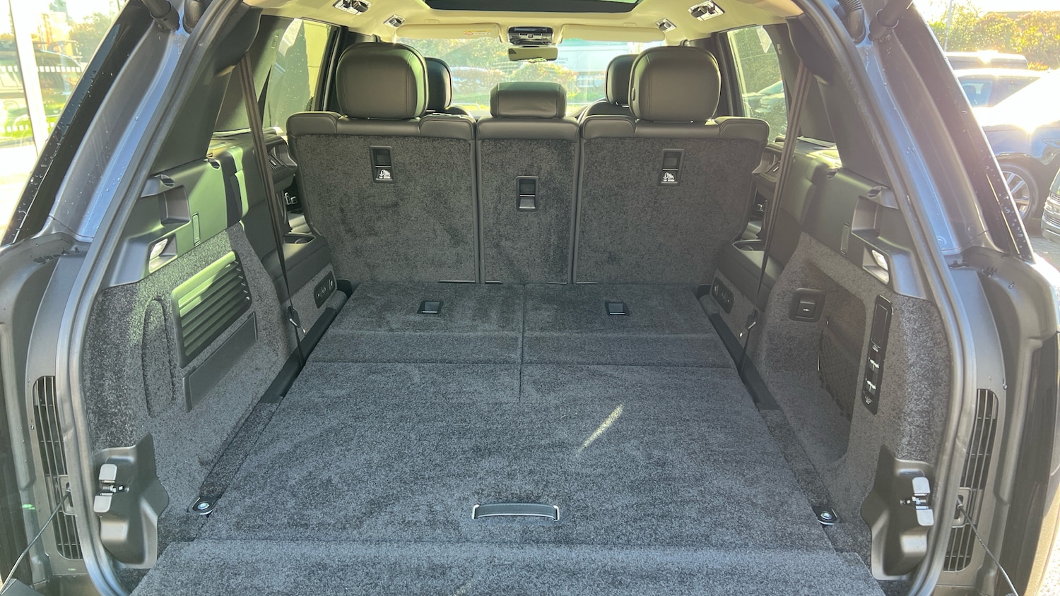 Used Land Rover Range Rover 2025 for sale - 76791712: Photo 10