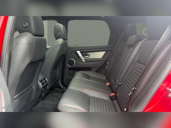 Used Land Rover Discovery Sport 2022 for sale - 79404095: Photo