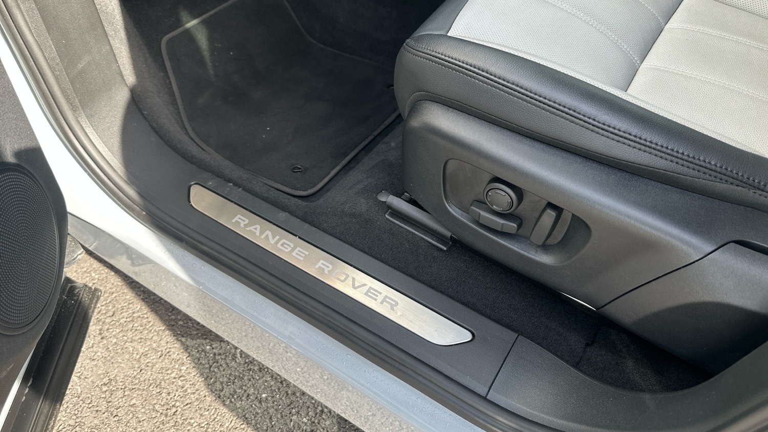 Used Land Rover Range Rover Evoque 2025 for sale - 76193007: Photo 51