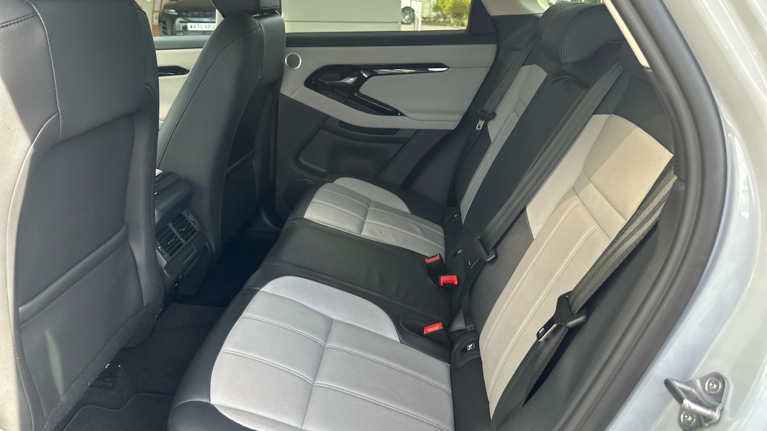 Used Land Rover Range Rover Evoque 2025 for sale - 76193007: Photo 53