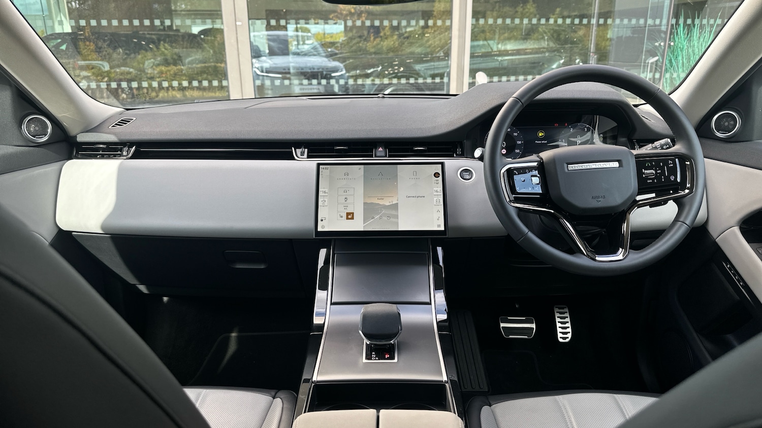Used Land Rover Range Rover Evoque 2025 for sale - 76193007: Photo 9