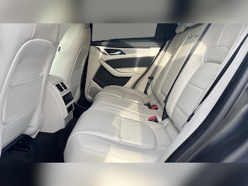 Used Jaguar F-Pace 2022 for sale - 77578710: Photo