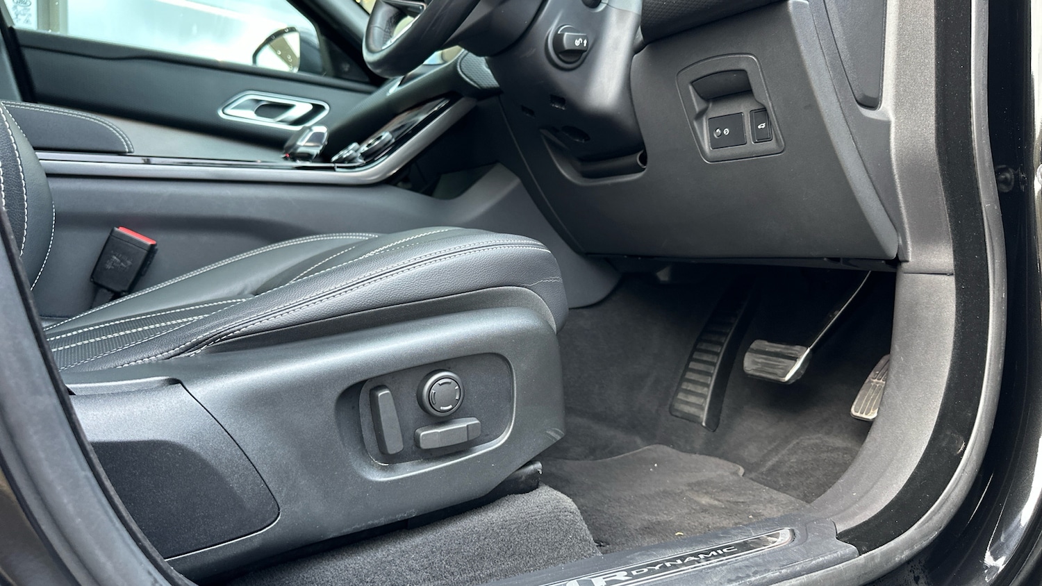 Used Land Rover Range Rover Velar 2022 for sale - 77651023: Photo 40