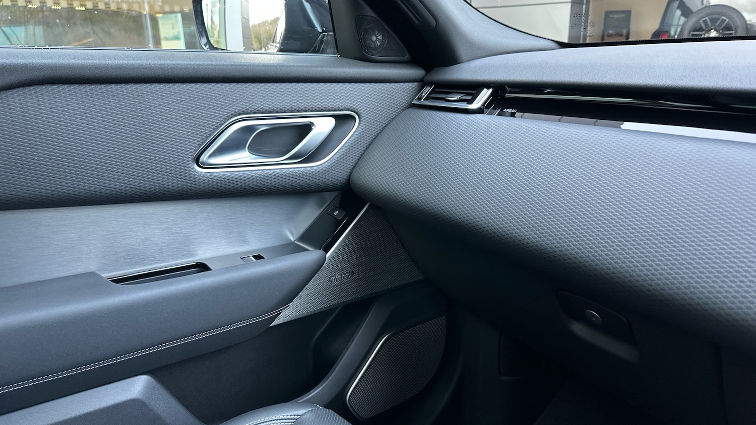 Used Land Rover Range Rover Velar 2022 for sale - 77651023: Photo 45