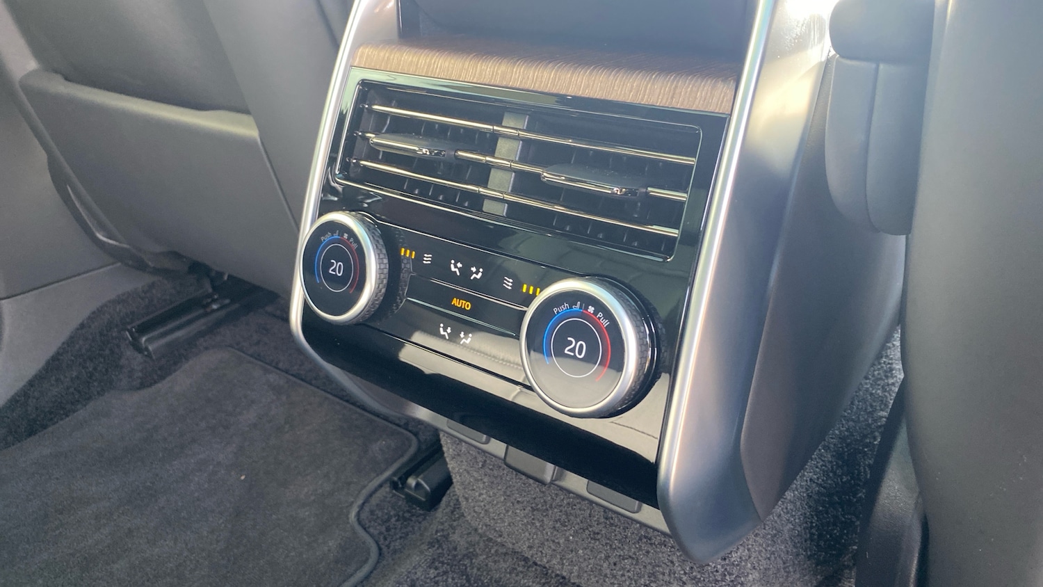 Used Land Rover Range Rover 2025 for sale - 76220679: Photo 18