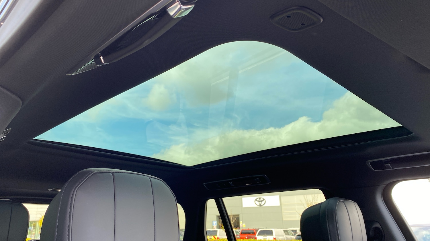 Used Land Rover Range Rover 2025 for sale - 76220679: Photo 35