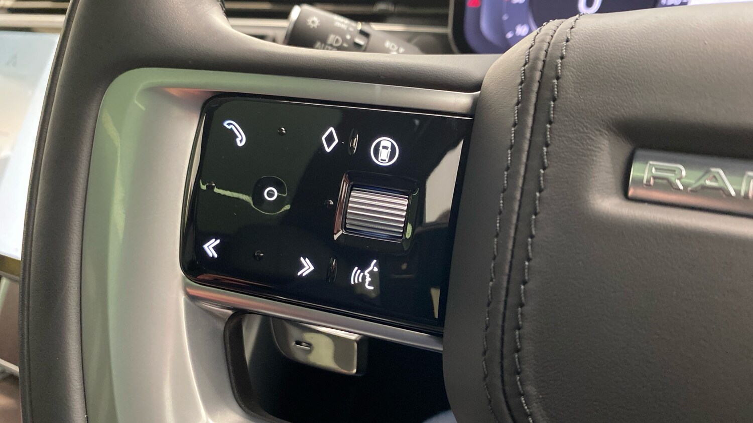 Used Land Rover Range Rover 2025 for sale - 76220679: Photo 61