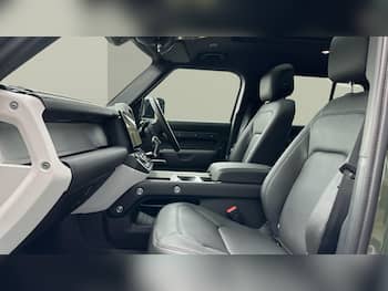 Used Land Rover Defender 2026 for sale - 79637994: Photo