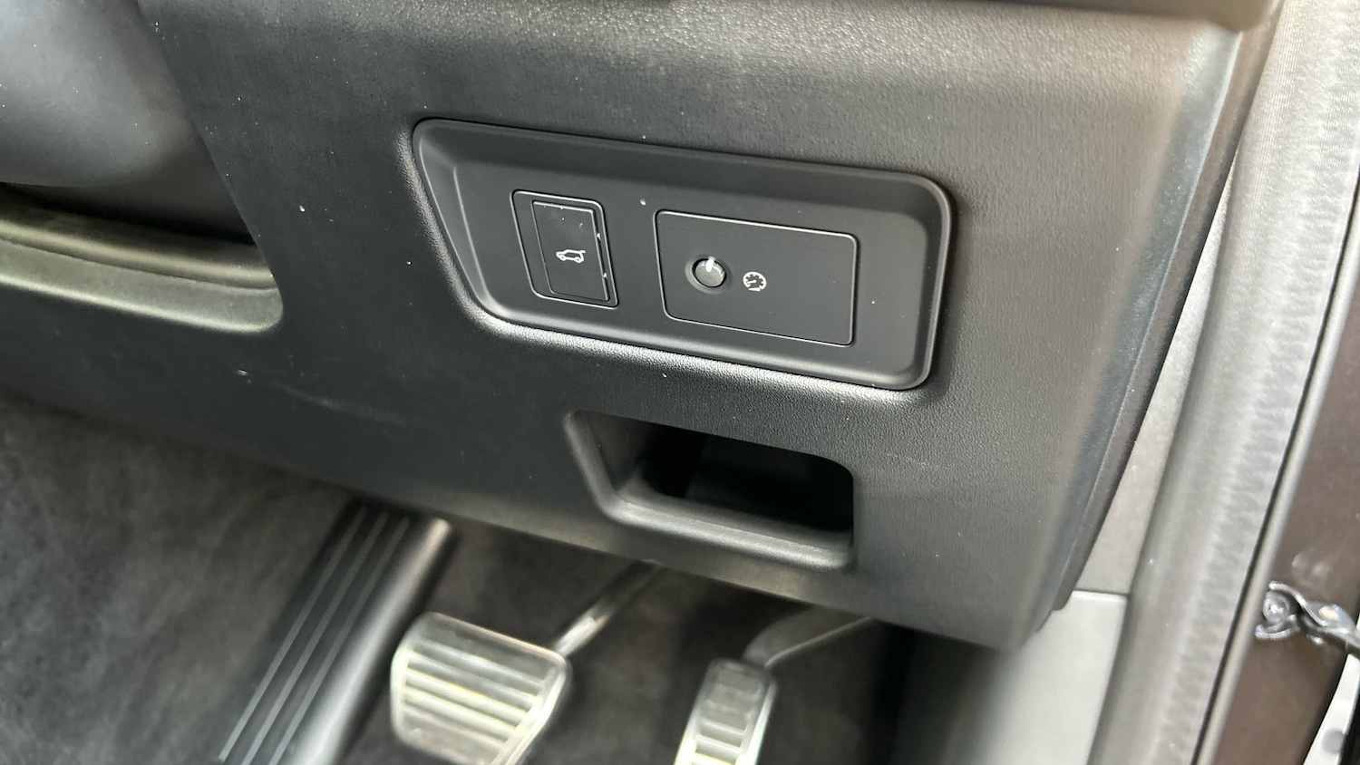 Vehicle 60