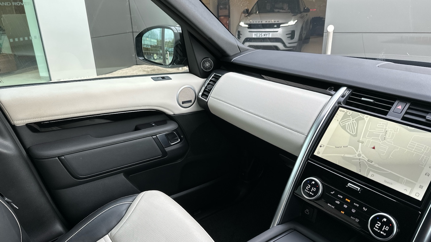 Used Land Rover Discovery 2022 for sale - 76467887: Photo 20