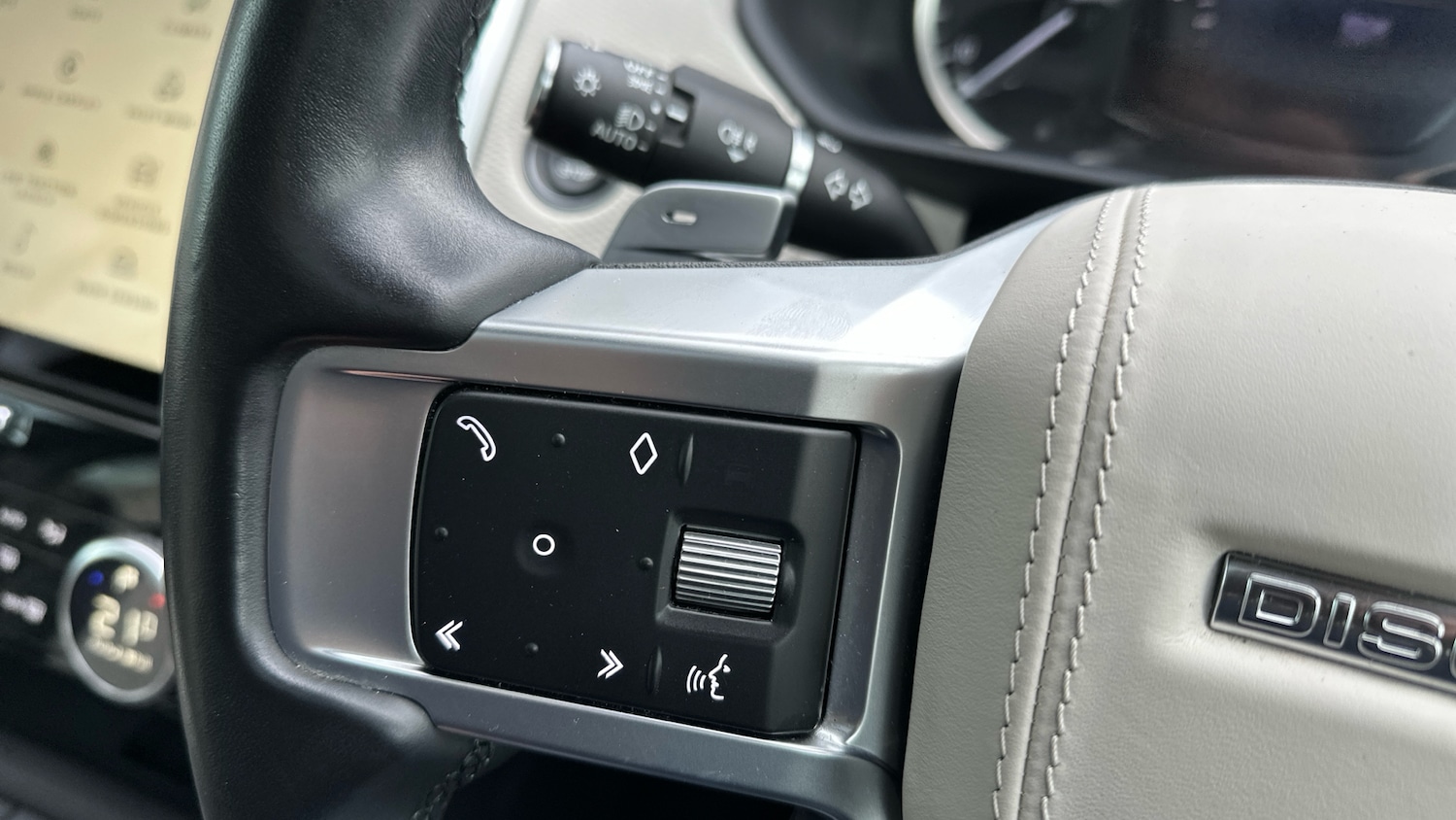 Used Land Rover Discovery 2022 for sale - 76467887: Photo 34