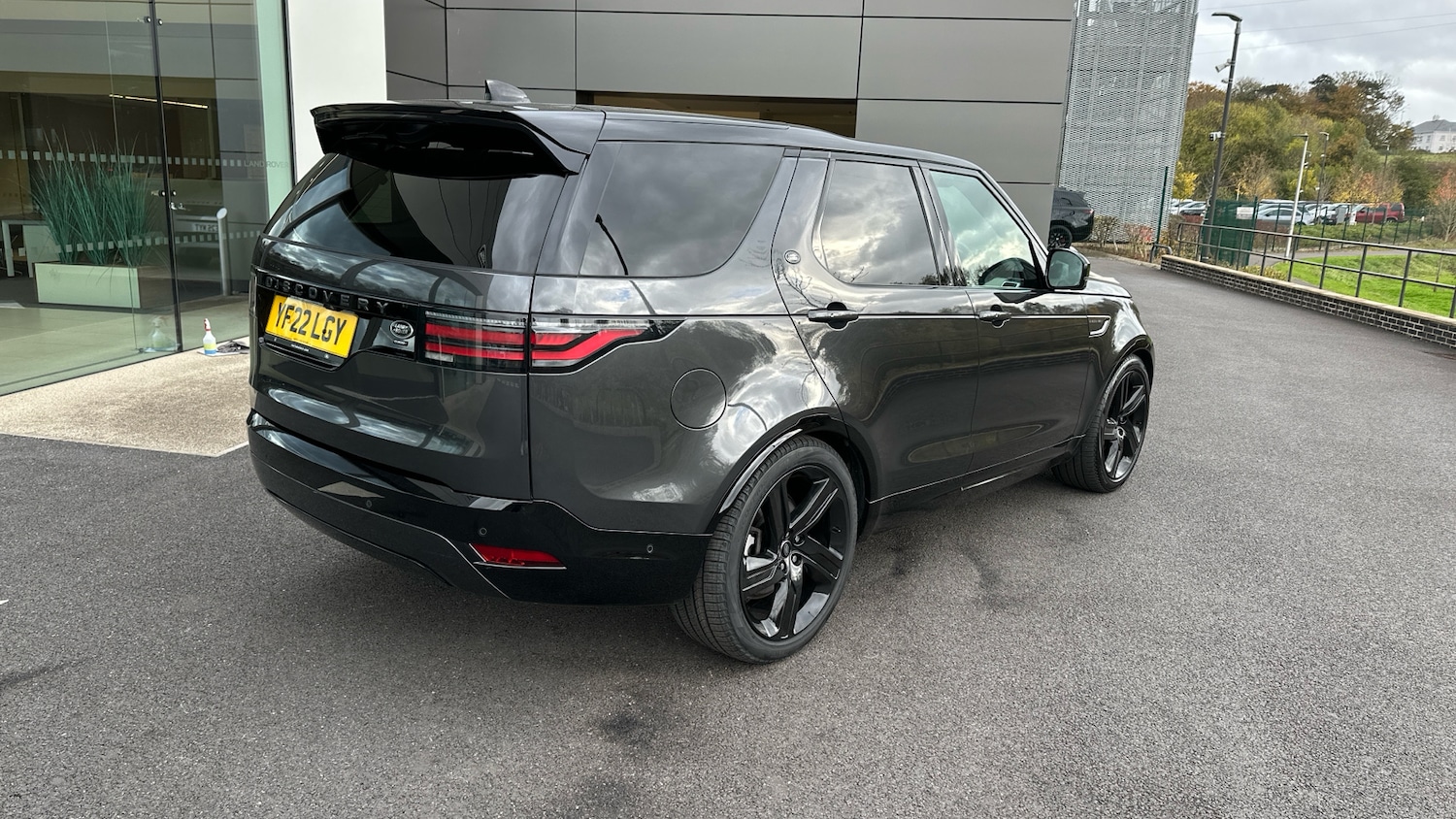 Used Land Rover Discovery 2022 for sale - 76467887: Photo 46