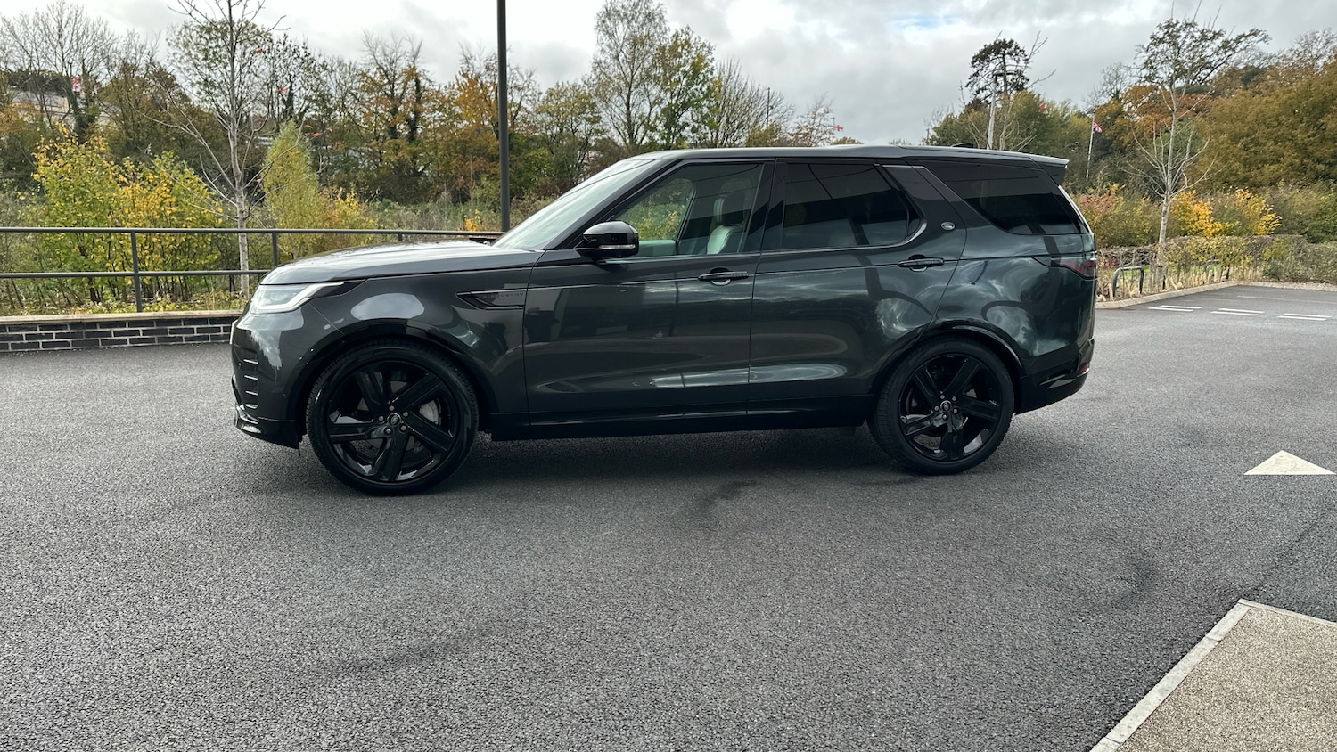 Used Land Rover Discovery 2022 for sale - 76467887: Photo 48