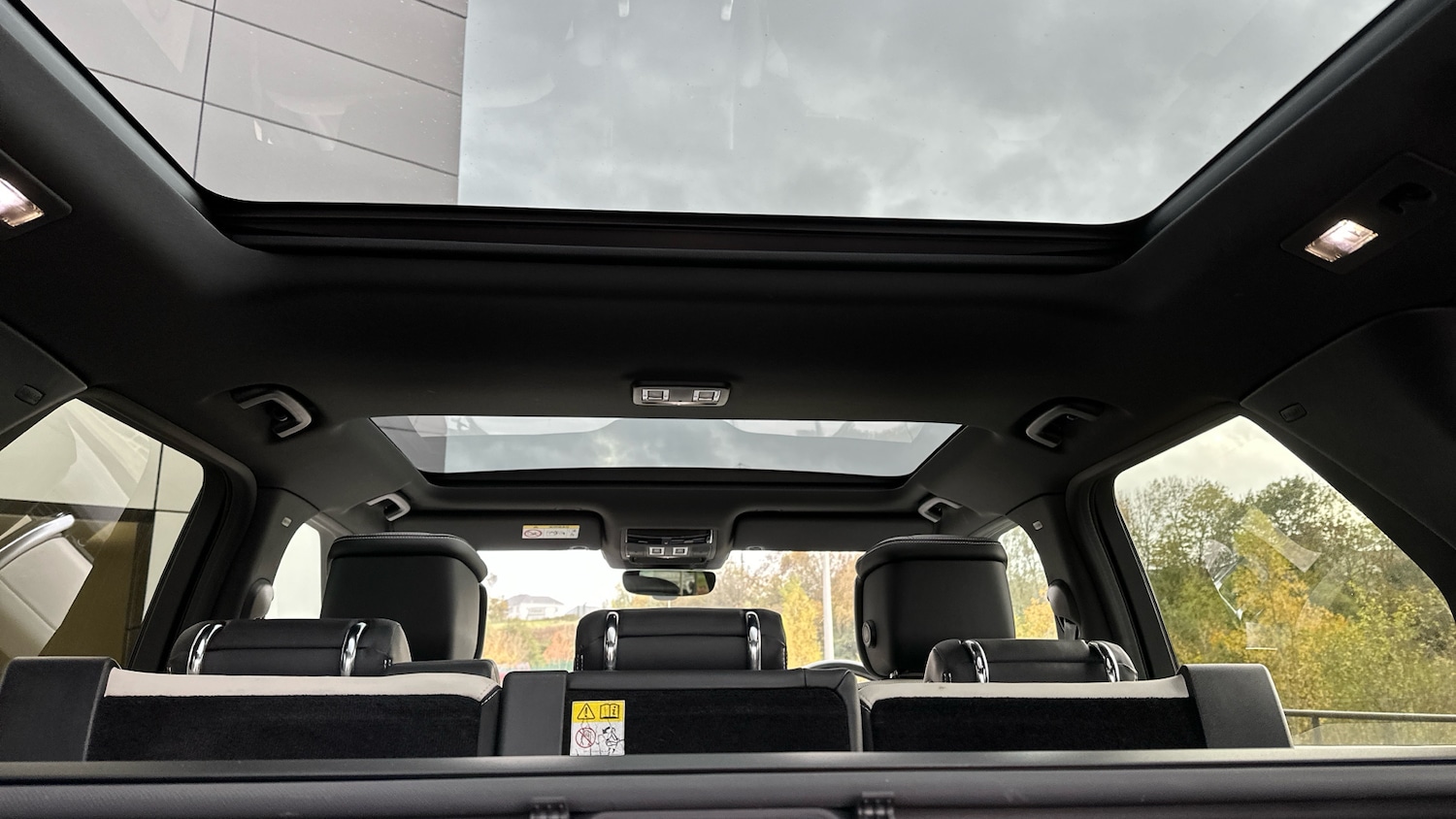 Used Land Rover Discovery 2022 for sale - 76467887: Photo 56