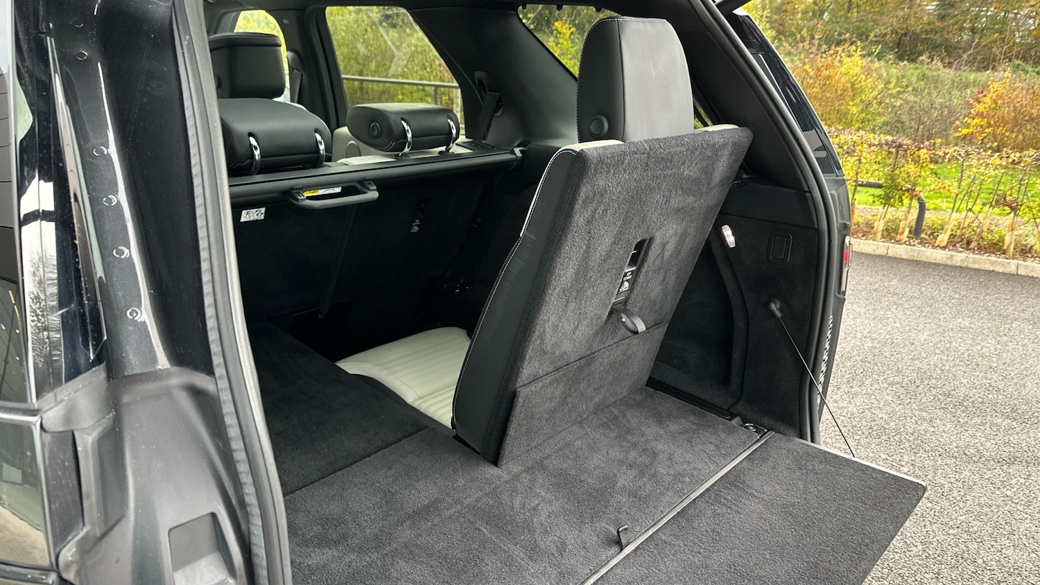 Used Land Rover Discovery 2022 for sale - 76467887: Photo 58