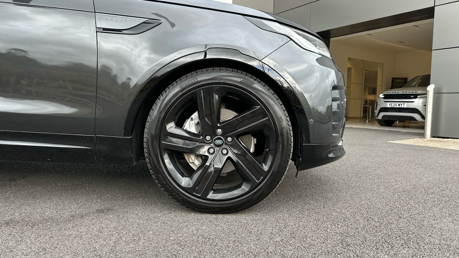 Used Land Rover Discovery 2022 for sale - 76467887: Photo 8