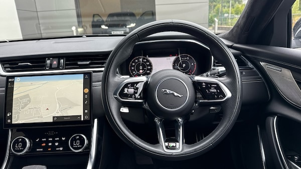 Used Jaguar XF 2023 for sale - 75527023: Photo 15