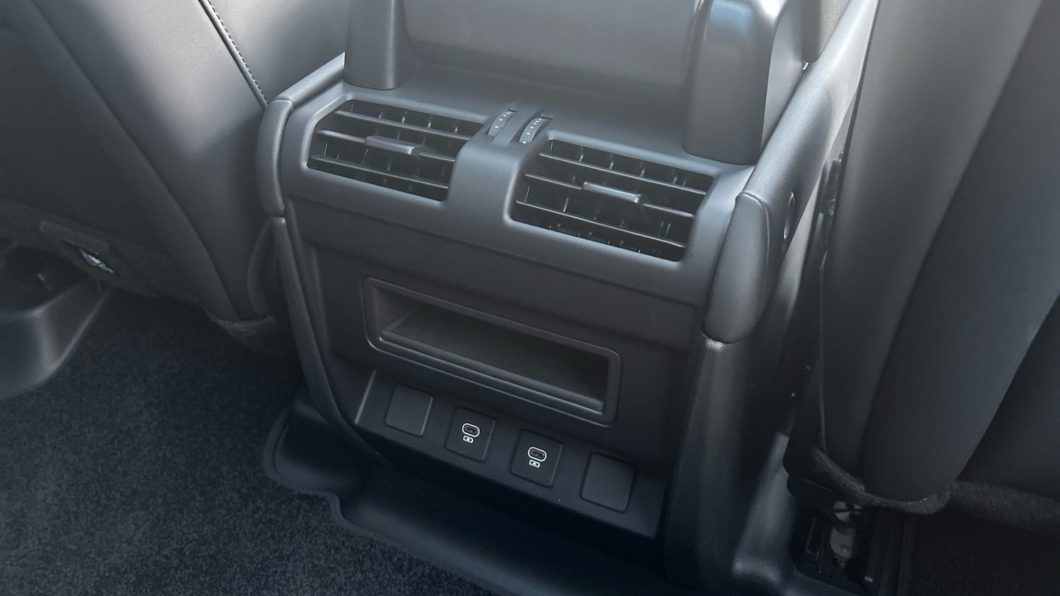 Used Land Rover Defender 2025 for sale - 77380593: Photo 18