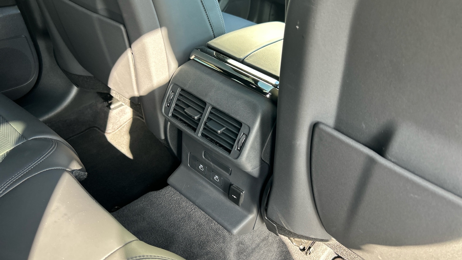 Used Land Rover Range Rover Velar 2024 for sale - 76184274: Photo 18