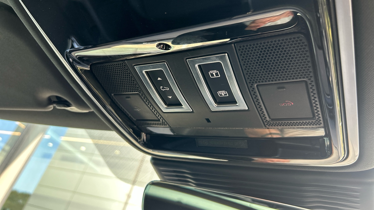 Used Land Rover Range Rover Velar 2024 for sale - 76184274: Photo 30