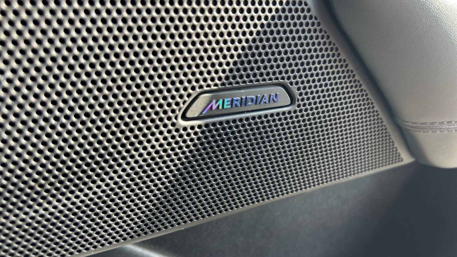 Used Land Rover Range Rover Velar 2024 for sale - 76184274: Photo 40