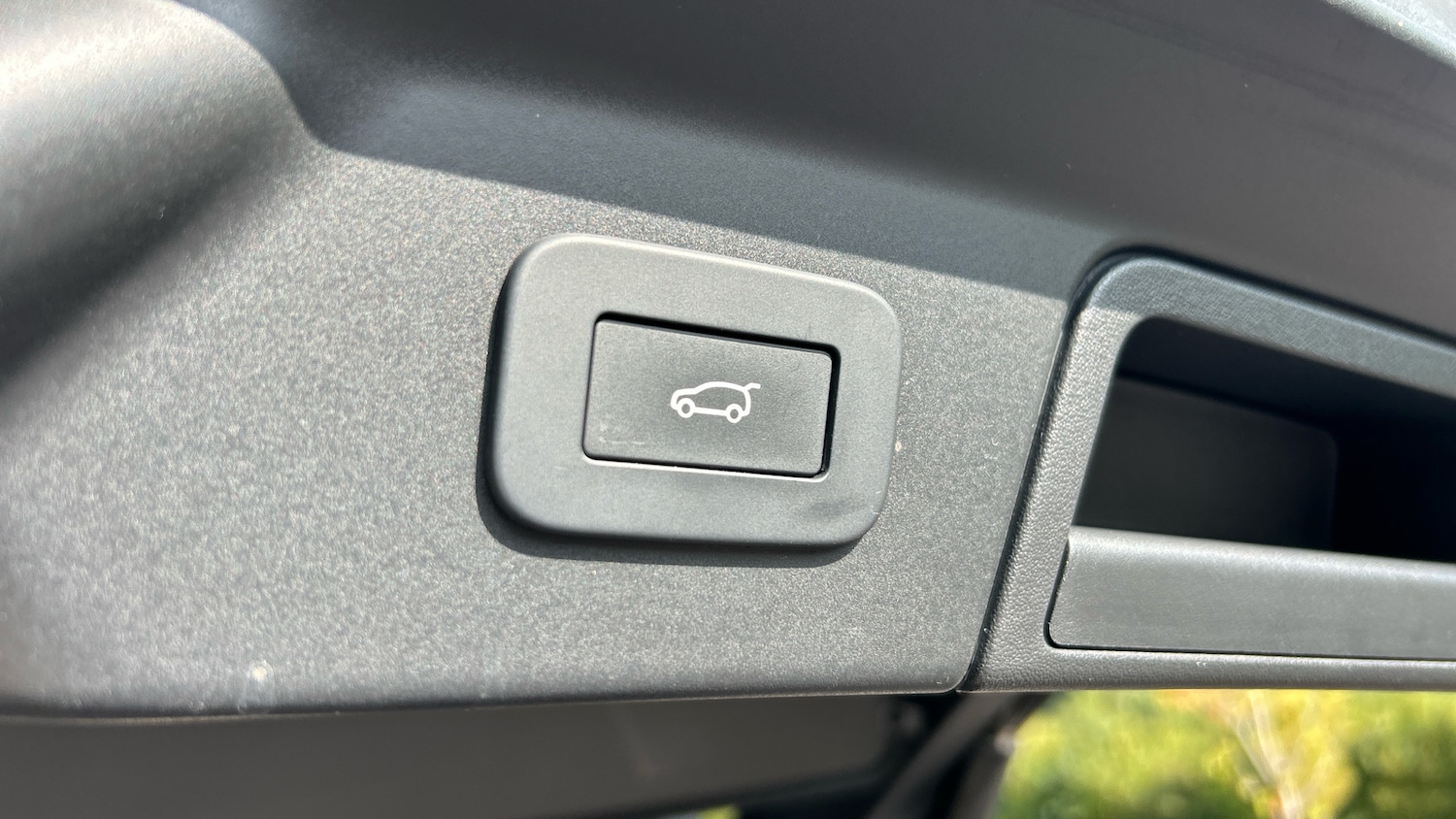 Used Land Rover Range Rover Velar 2024 for sale - 76184274: Photo 50