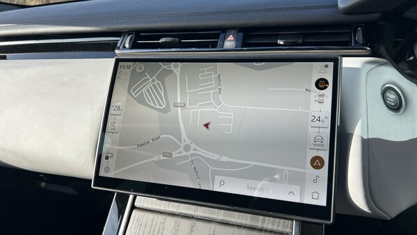 Used Land Rover Range Rover Velar 2025 for sale - 75385535: Photo 11