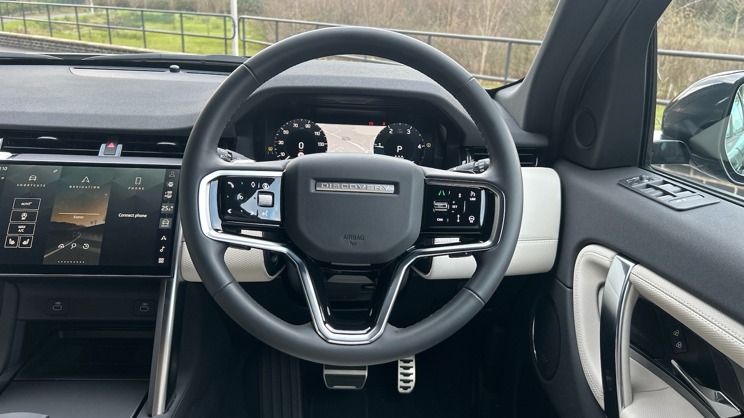 Used Land Rover Discovery Sport 2025 for sale - 77046552: Photo 15