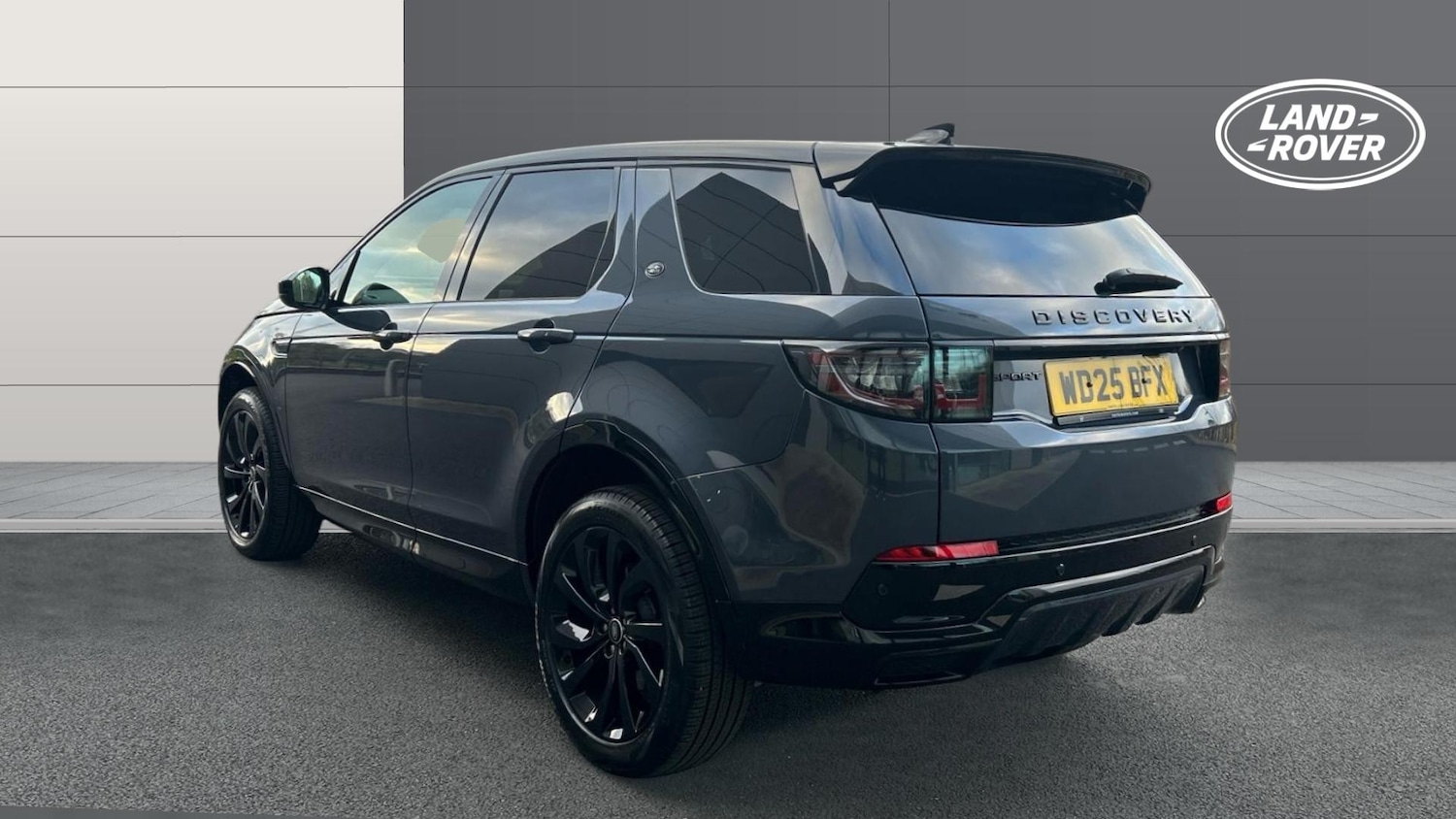 Used Land Rover Discovery Sport 2025 for sale - 77046552: Photo 2