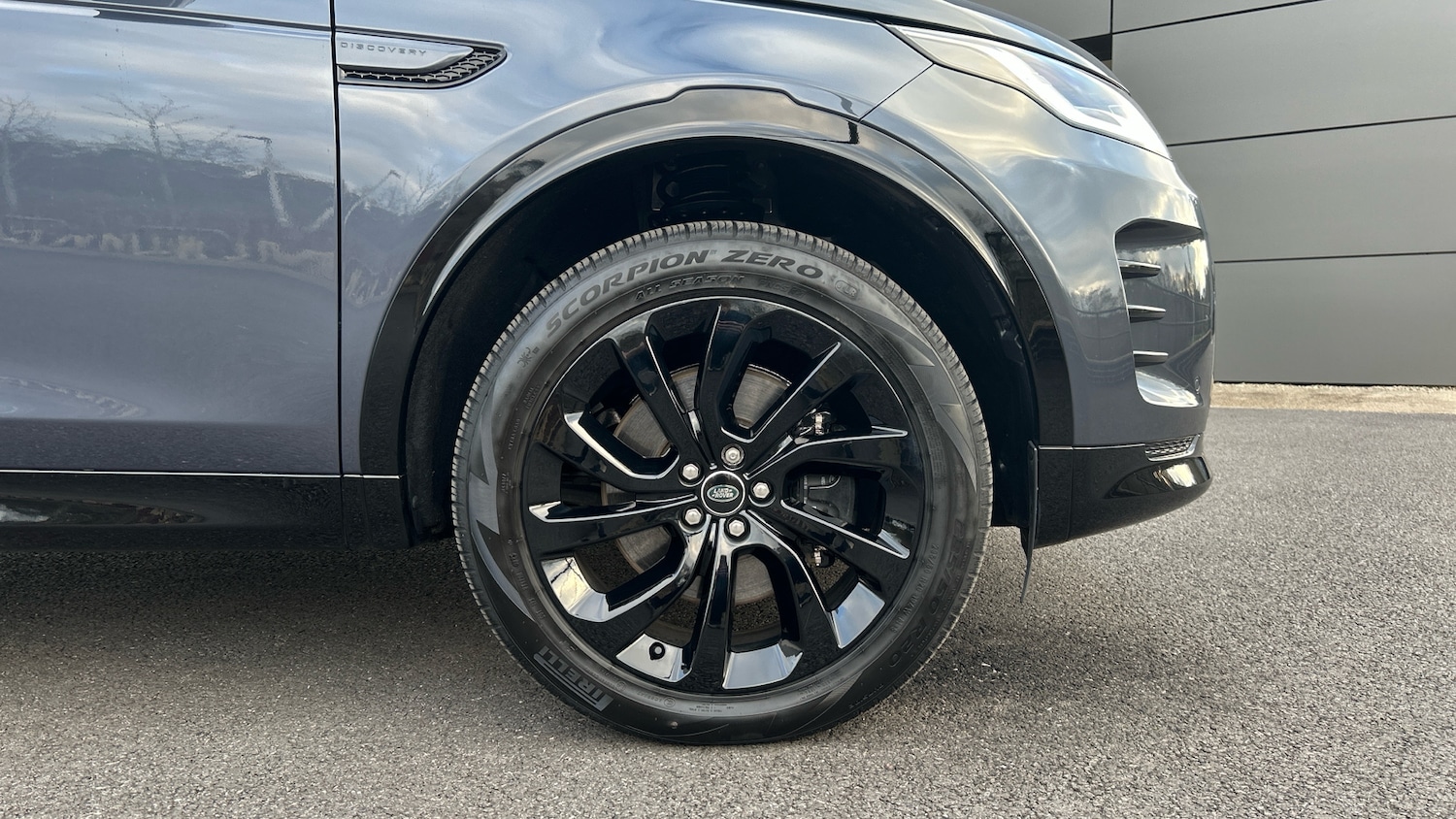 Used Land Rover Discovery Sport 2025 for sale - 77046552: Photo 8