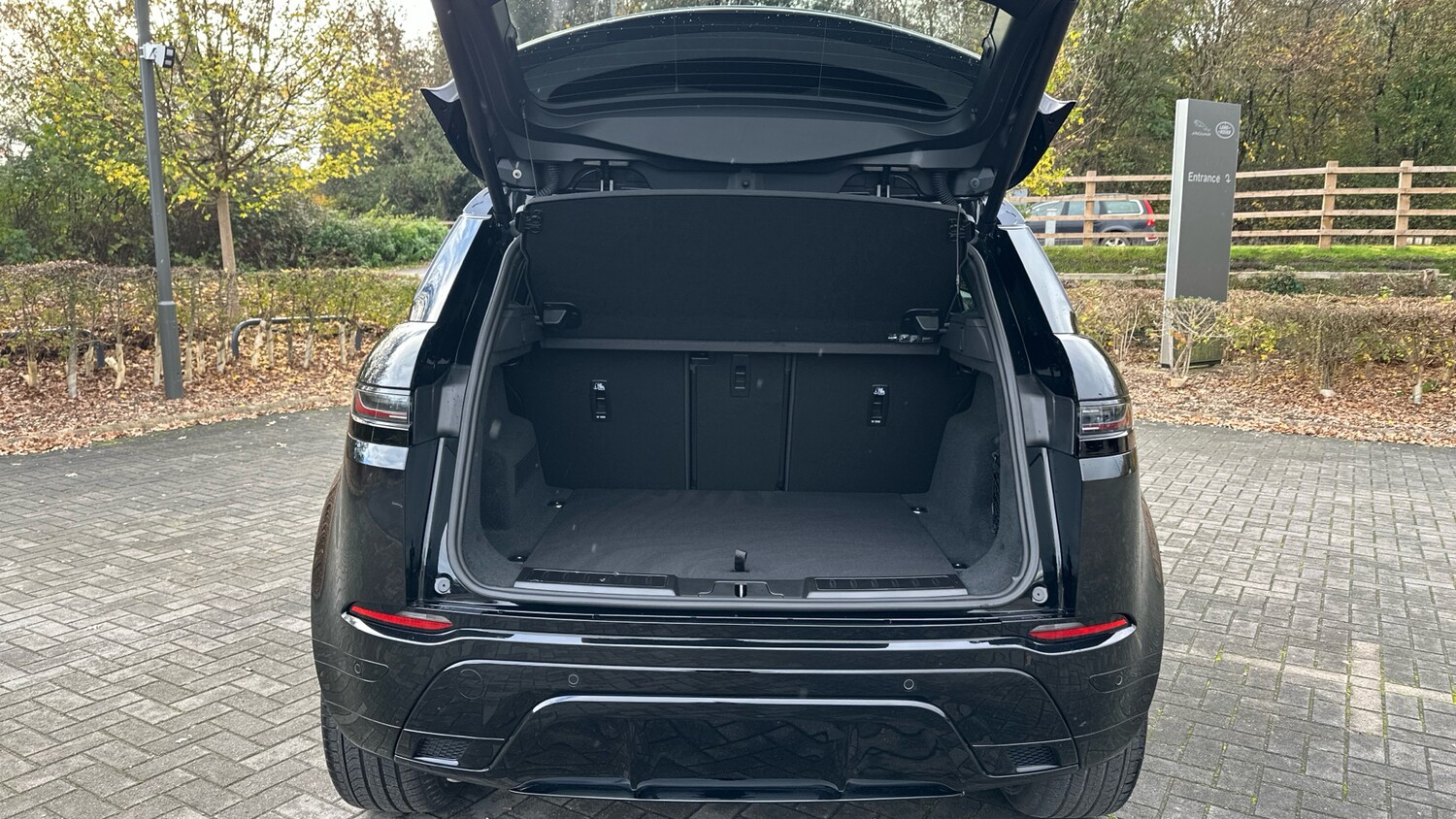 Used Land Rover Range Rover Evoque 2025 for sale - 77530171: Photo 10