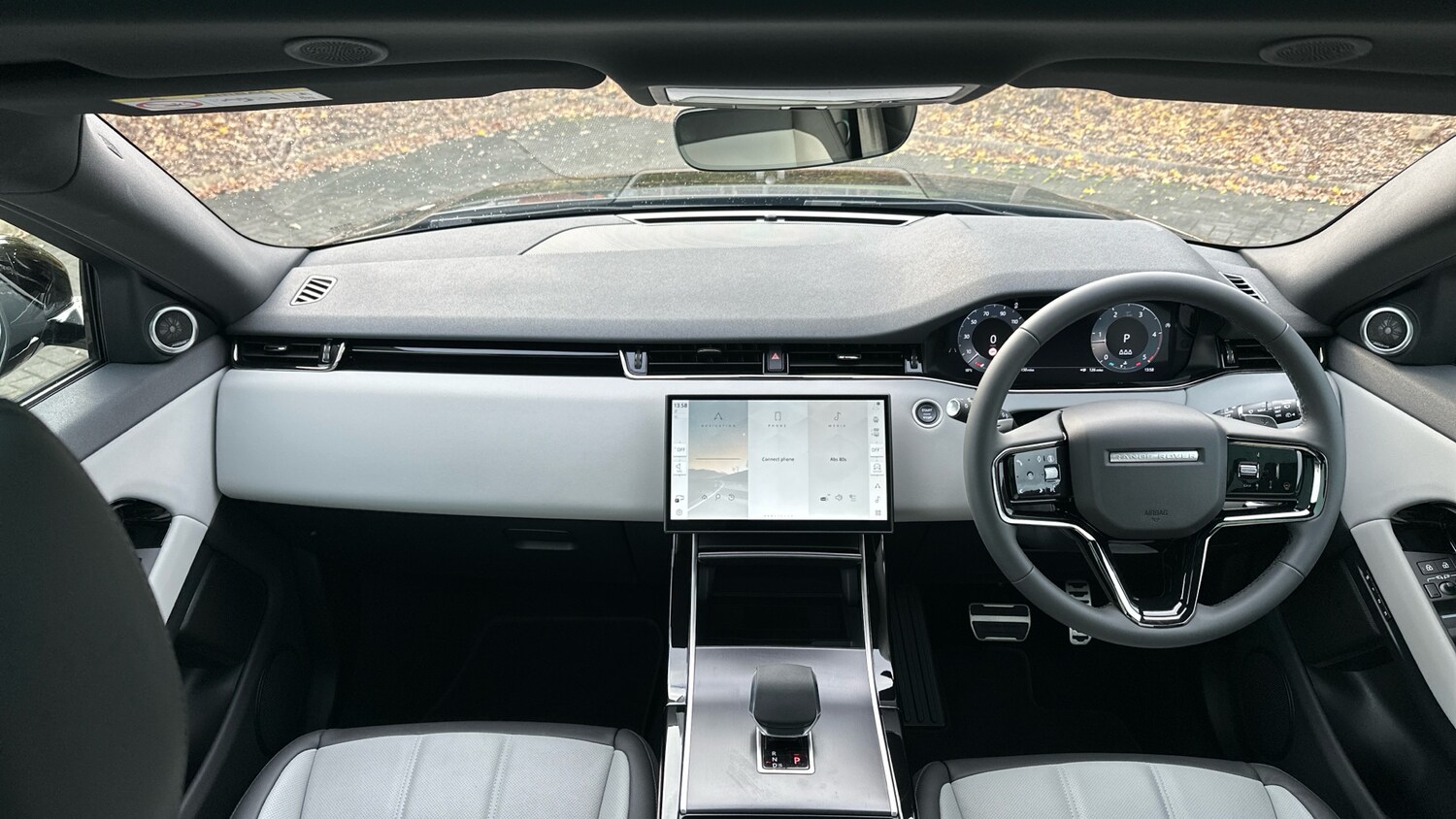 Used Land Rover Range Rover Evoque 2025 for sale - 77530171: Photo 9