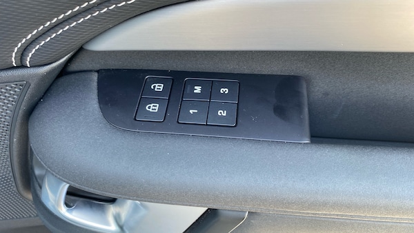 Used Land Rover Discovery 2022 for sale - 75694549: Photo 42